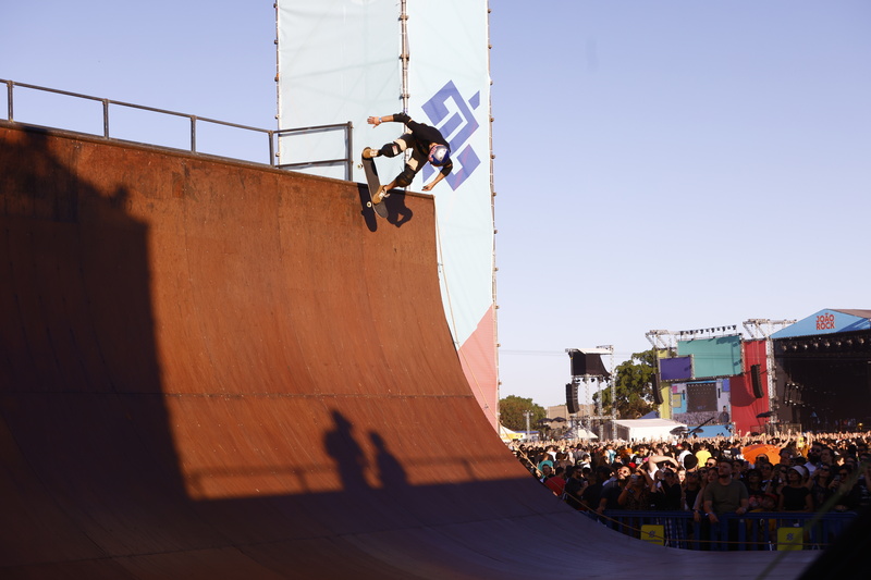 Imagem JPG, Bungee Jump, roda-gigante, tirolesa, tobogã e pista de skate estão entre experiências para curtir no João Rock