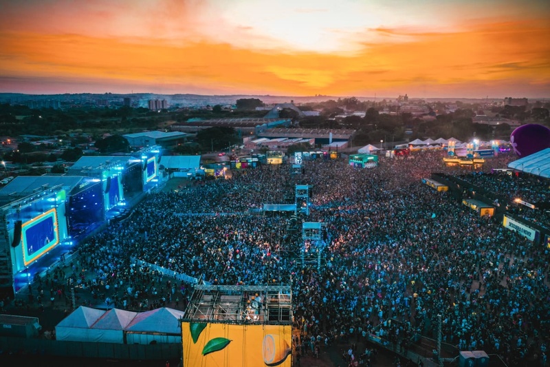 Imagem JPG,  Emicida e Pitty encerram a 21ª edição do João Rock; festival foi marcado por encontros da música nacional