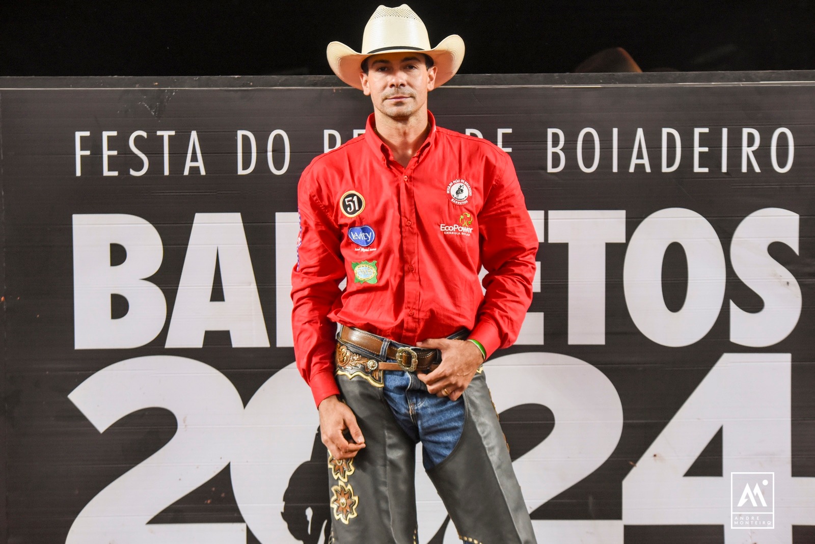 Imagem JPG, Paulista Rafael Gobato vence noite de sábado no rodeio estilo Cutiano