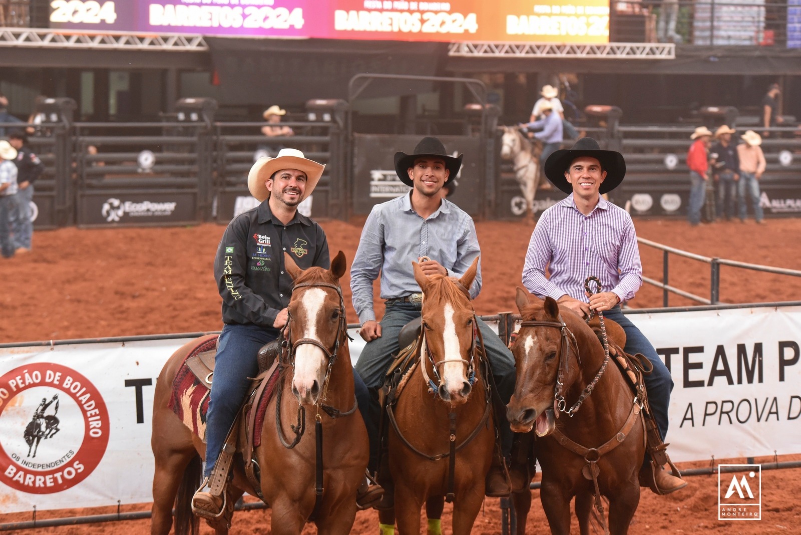 Imagem JPG, Semifinais definem trios classificados para as finais do Team Penning